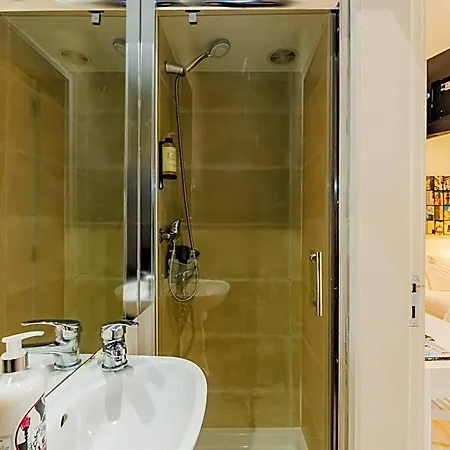 Rent4rest Downtown Tiny Διαμέρισμα