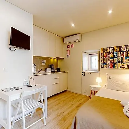 Rent4rest Downtown Tiny Διαμέρισμα