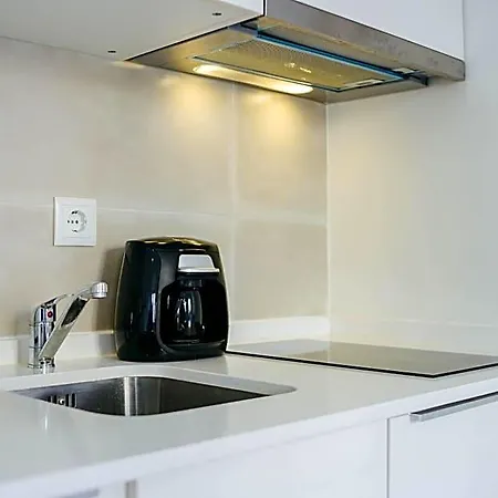 Rent4rest Downtown Tiny Διαμέρισμα *
