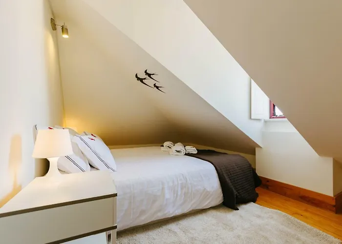 Rent4rest Downtown Tiny 리스본
