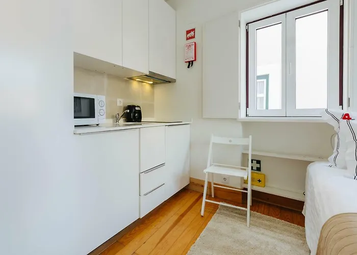 Rent4rest Downtown Tiny 리스본