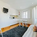 Daire Rent4rest Downtown Tiny Lisboa